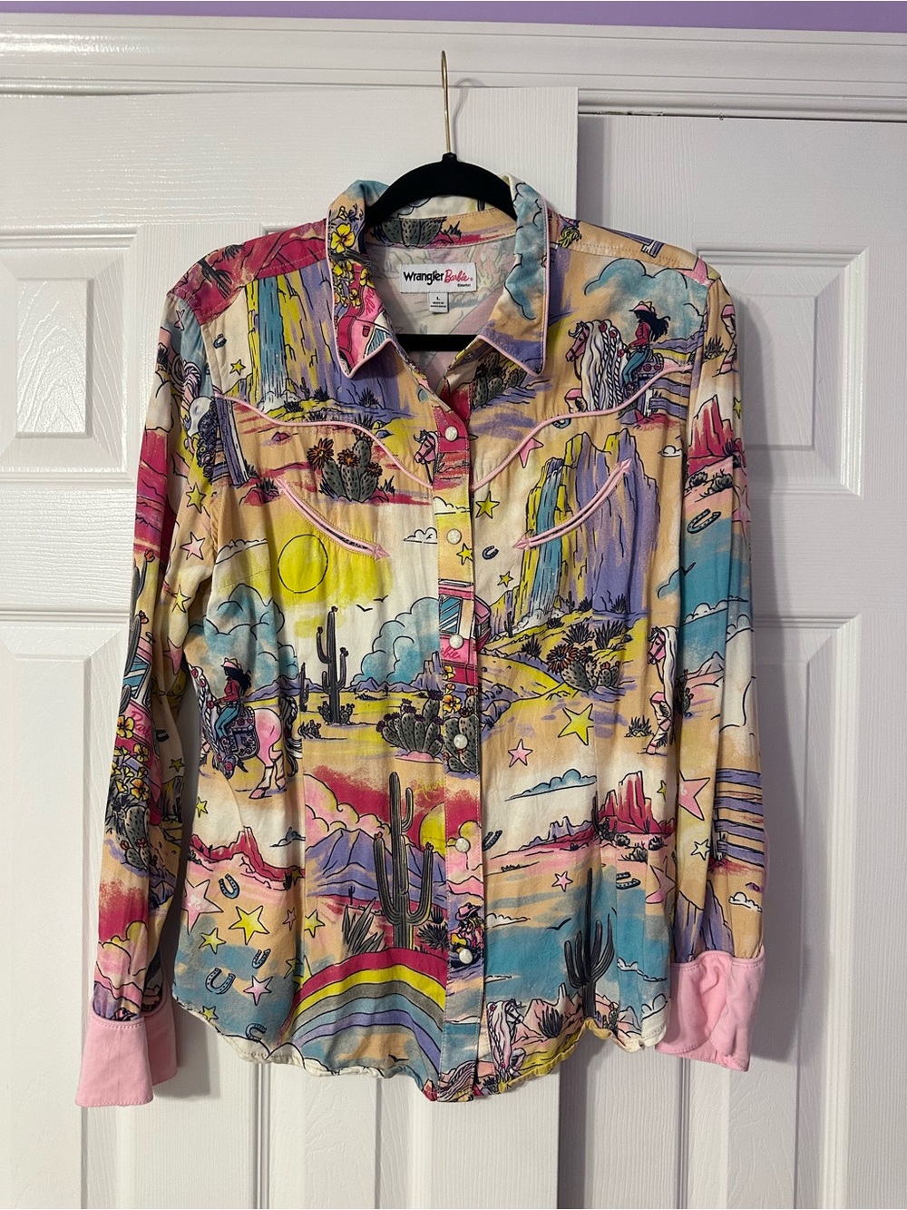 Wrangler x Barbie Illustrated Pearl Snap Shirt L